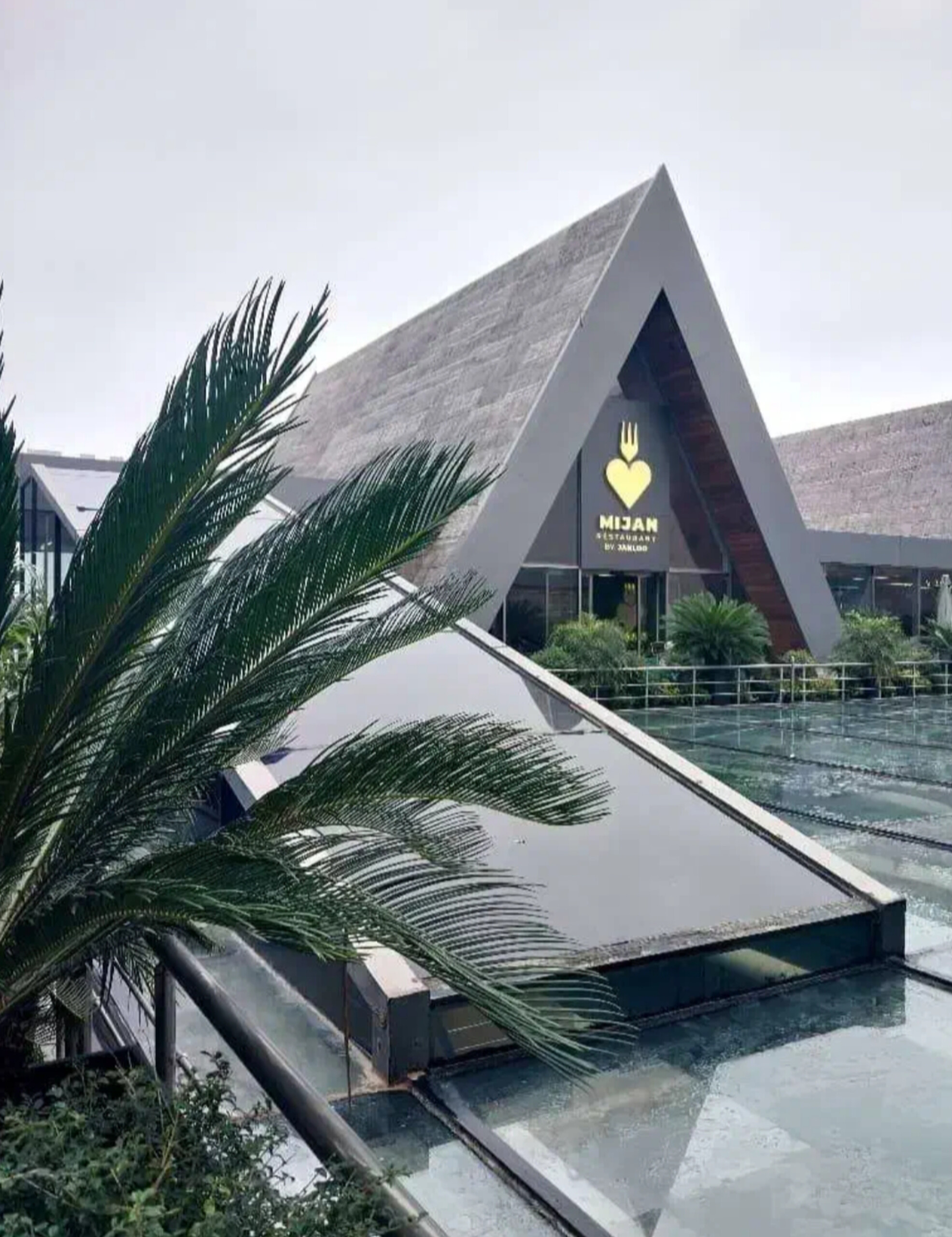 رستوران می جان - رستوران در چالوس