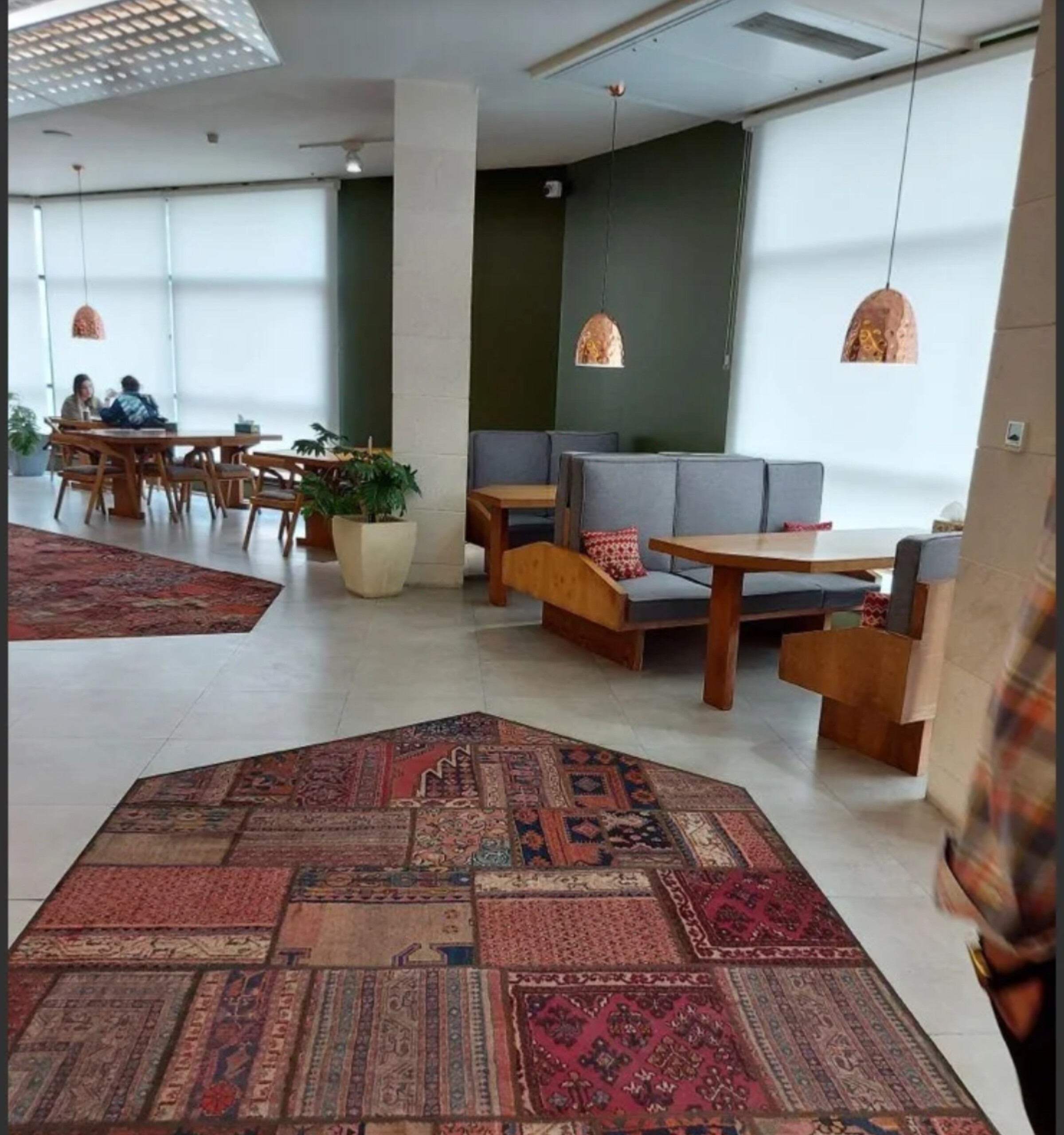 کافه رستوران مارشو - رستوران/کافه در ساری