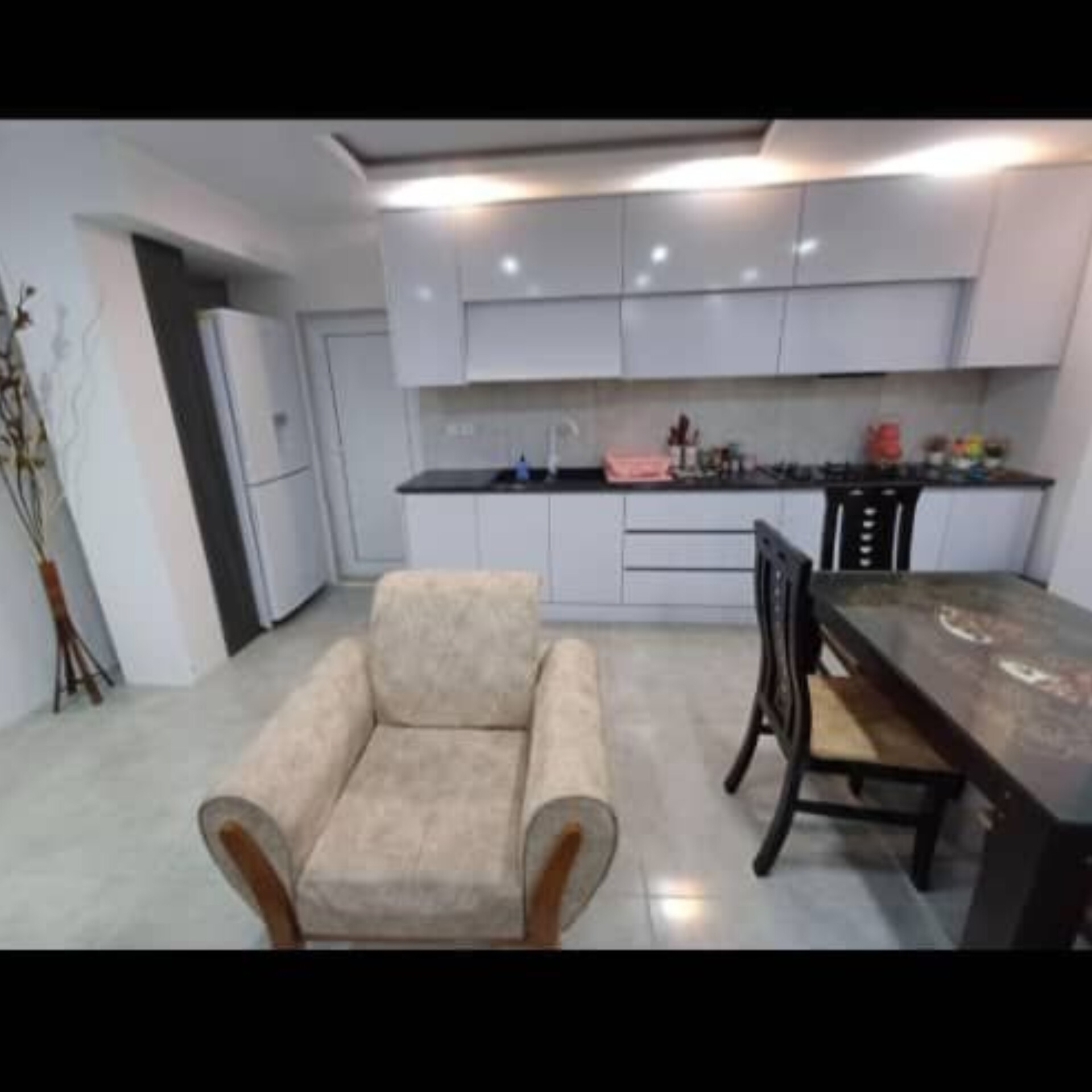 اجاره ویلا چهار خوابه استخردار جنگلی بندرانزلی - تصویر 6