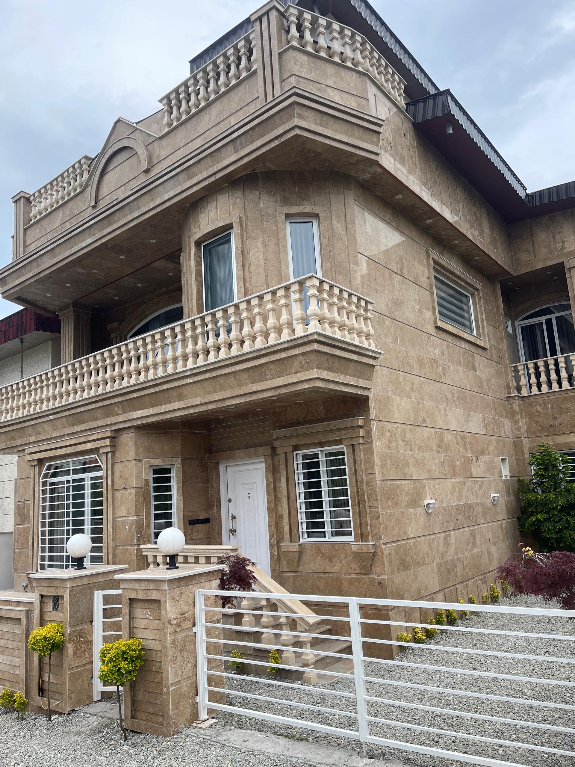 اجاره ویلا سه خوابه استخردار شهری متل قو - اقامتگاه در متل قو