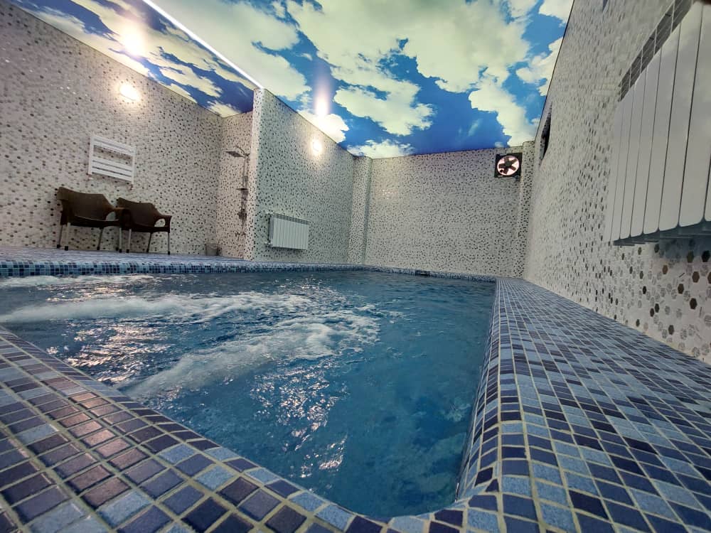 اجاره ویلا پنج خوابه استخردار شهری متل قو - تصویر 2